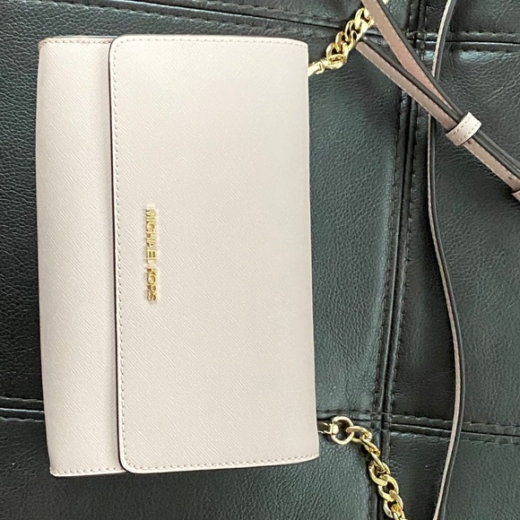 Michael kors bag - Picture 4 of 9